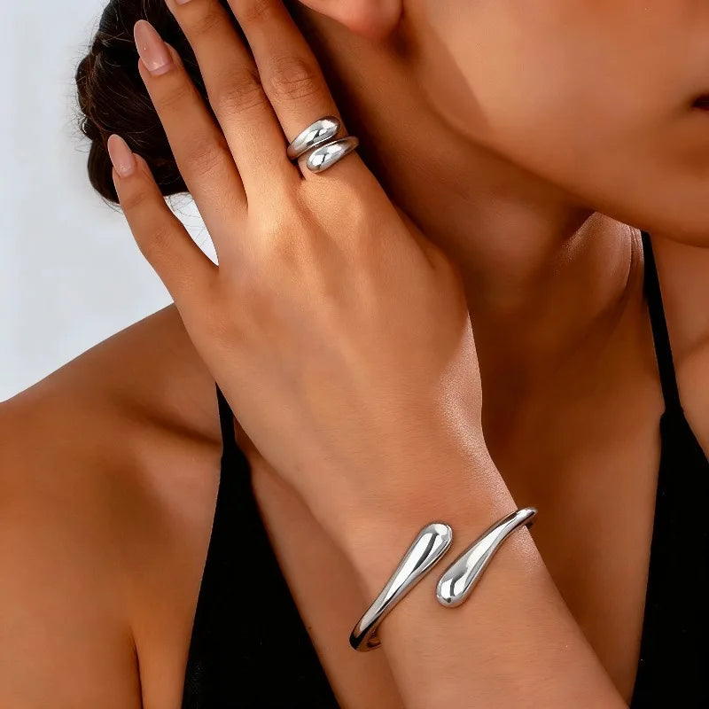 2Pcs Vintage Chunky Waterdrop Bangle Ring Set For Women Fashion Simple Geometric Thick Jewelry Set Trendy Party Jewelry Gift